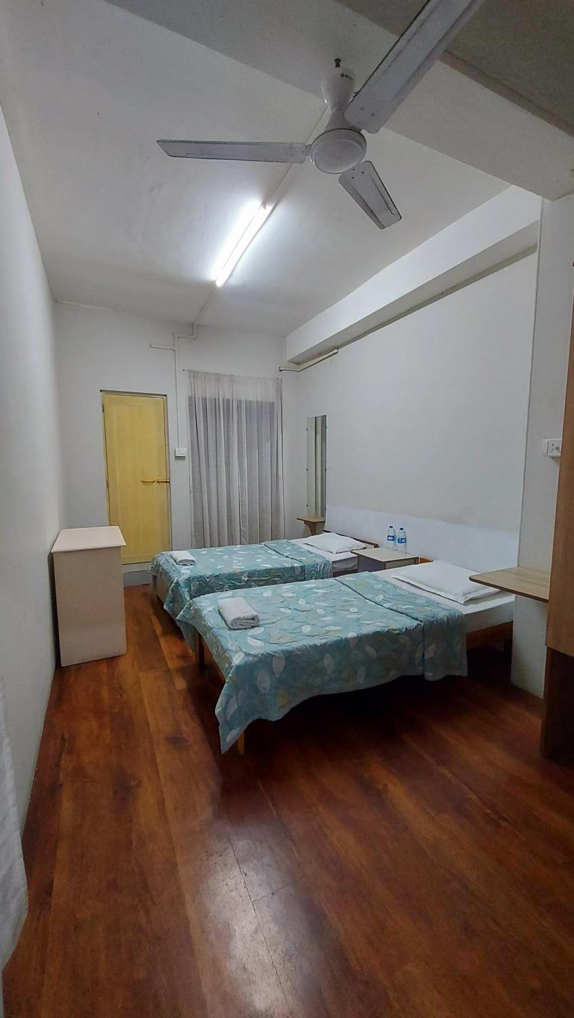 Hotel Dinthar Zara Āīzawl Exteriör bild