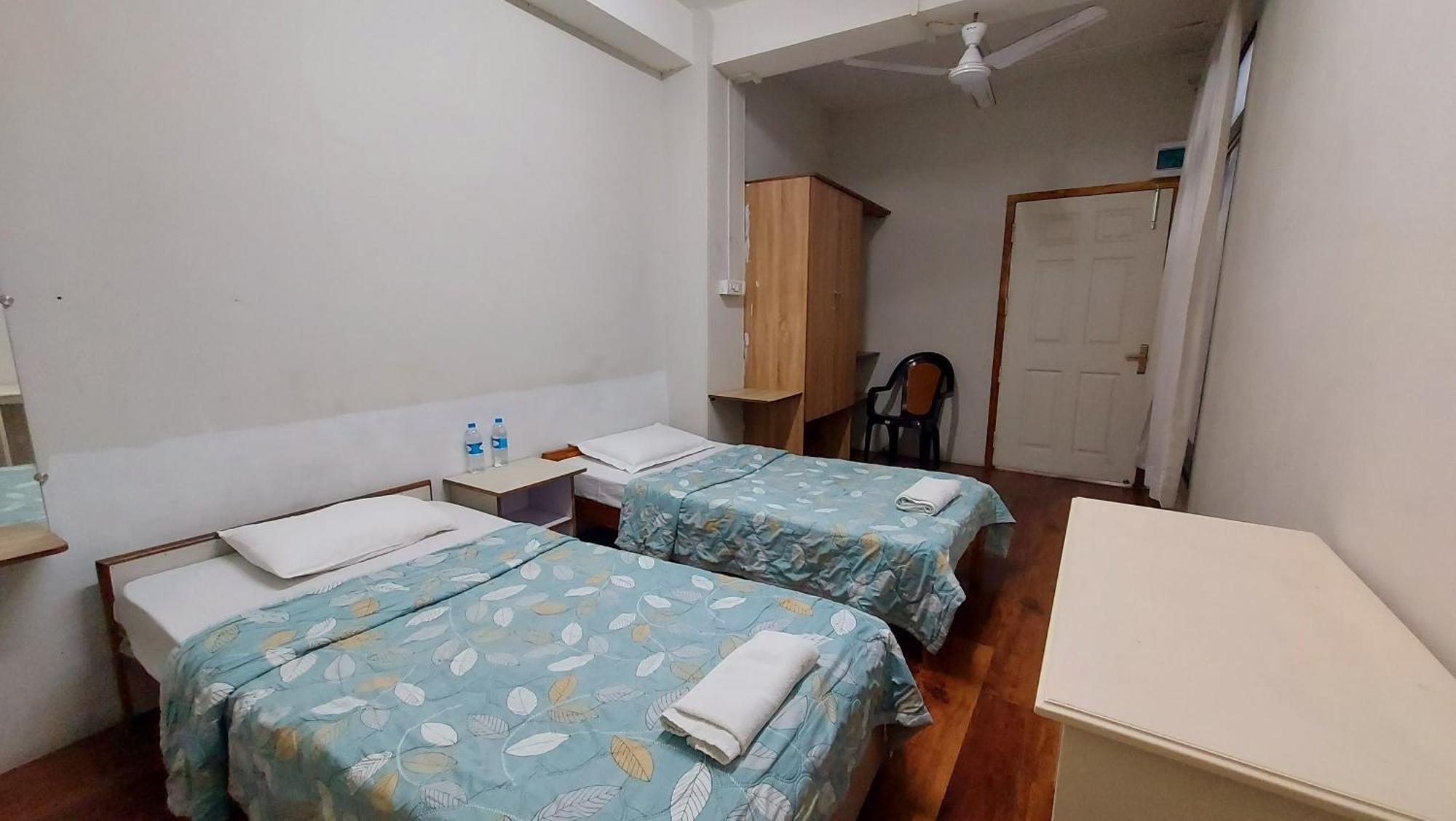 Hotel Dinthar Zara Āīzawl Exteriör bild