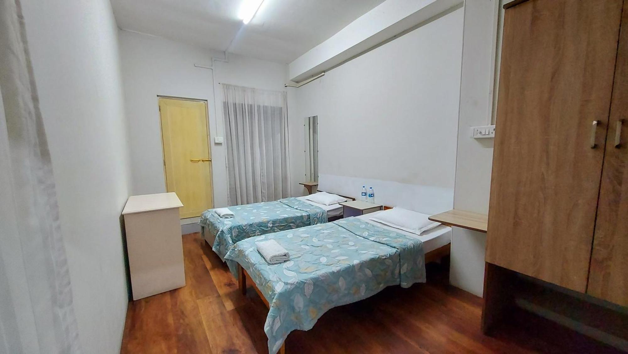 Hotel Dinthar Zara Āīzawl Exteriör bild