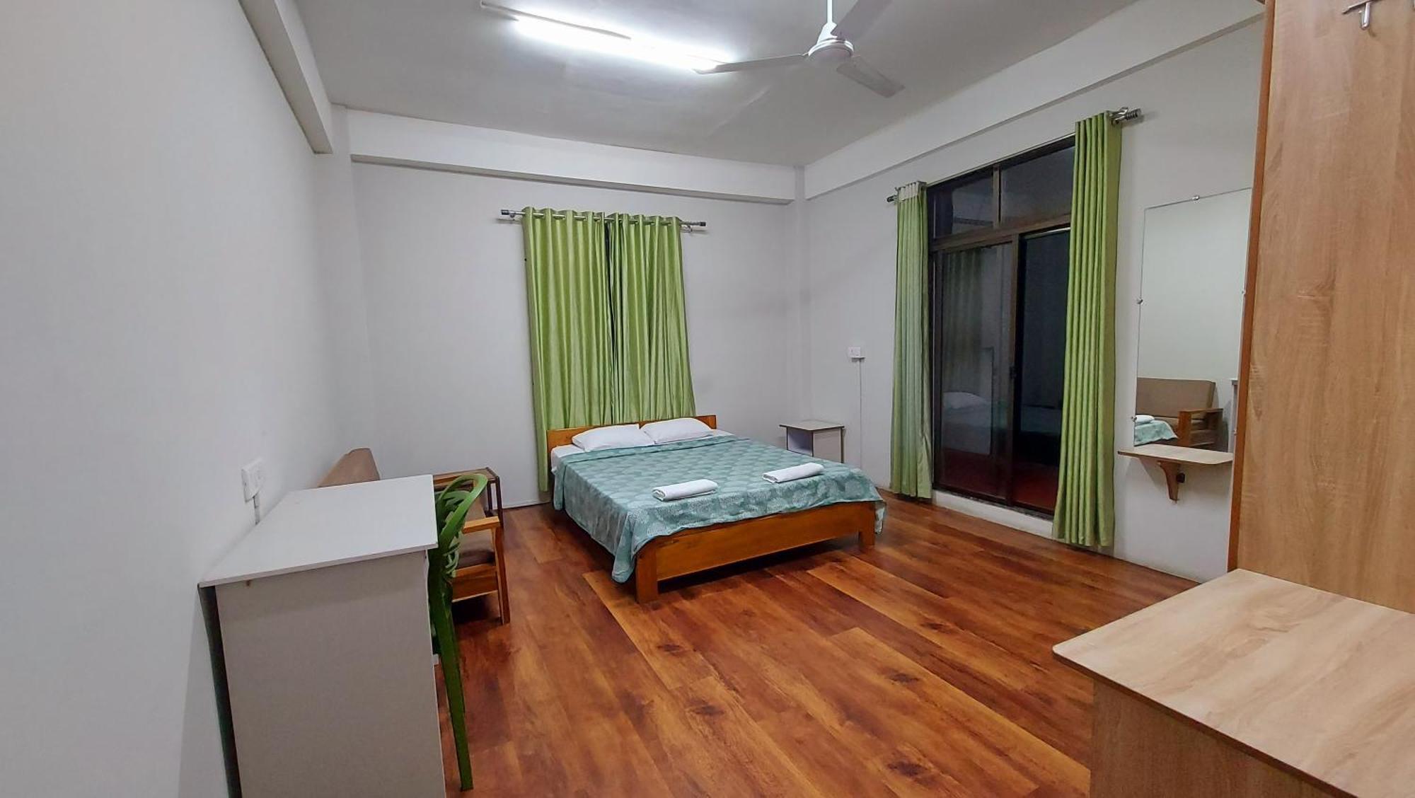 Hotel Dinthar Zara Āīzawl Exteriör bild